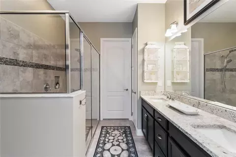 Bath - 2463 Datura Loop, Saint Cloud, FL 34772 photo 1 of 5