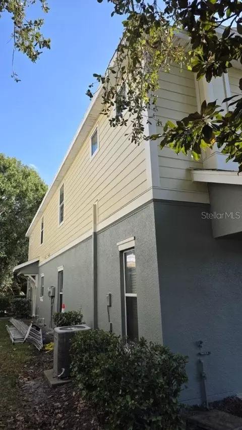 Exterior - 4630 Chatterton Way, Riverview, FL 33578 photo 4 of 4