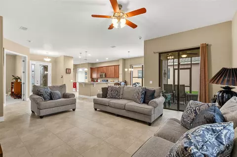 661 Carmel Ln, Poinciana, FL 34759