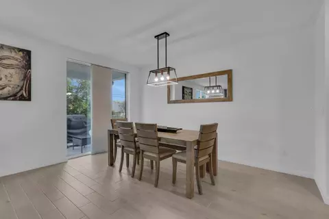 Dining - 4675 Sidesaddle Trl, Saint Cloud, FL 34772 photo 2 of 2