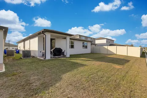 Exterior - 4675 Sidesaddle Trl, Saint Cloud, FL 34772 photo 5 of 5