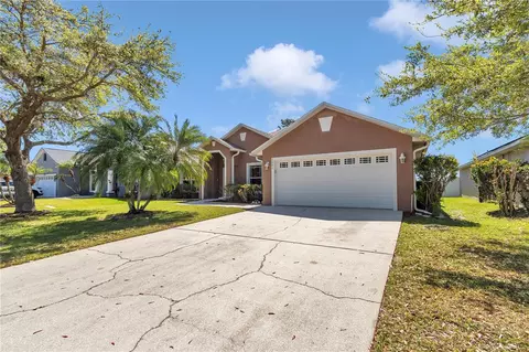 Exterior - 1201 Creekview Ct, Saint Cloud, FL 34772 photo 5 of 14