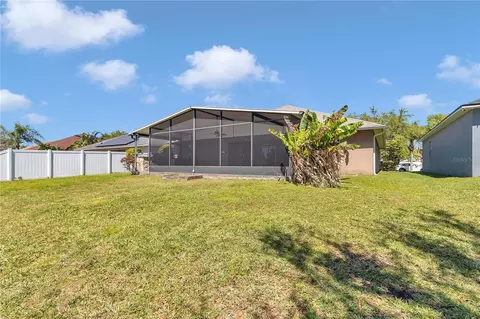 Exterior - 1201 Creekview Ct, Saint Cloud, FL 34772 photo 13 of 14