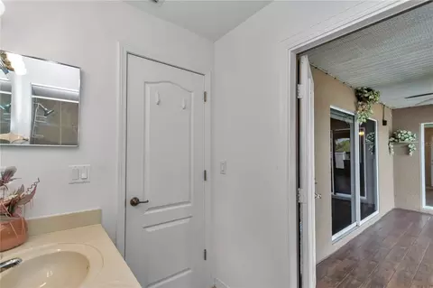 Entry Way - 1201 Creekview Ct, Saint Cloud, FL 34772 photo 4 of 4