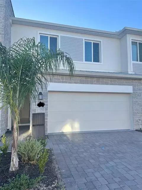 390 Bogey Dr, Davenport, FL 33896