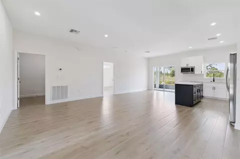 Living - 7435 Casilla St, Sebring, FL 33872 photo 1 of 3