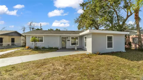 628 Cedar Park Dr, Daytona Beach, FL 32114