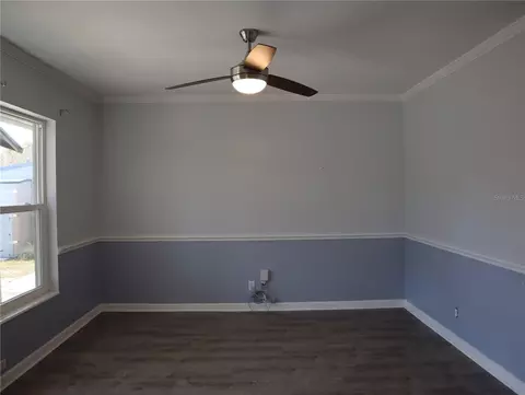 Living - 940 Oleander Dr SE, Winter Haven, FL 33880 photo 3 of 5