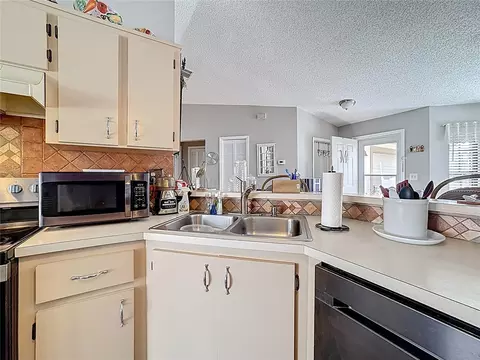 Kitchen - 3622 Tree Line Way, Saint Cloud, FL 34769 photo 3 of 5