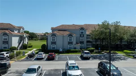 14049 Fairway Island Dr #122, Orlando, FL 32837