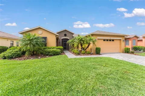 724 Villa Park Rd, Poinciana, FL 34759