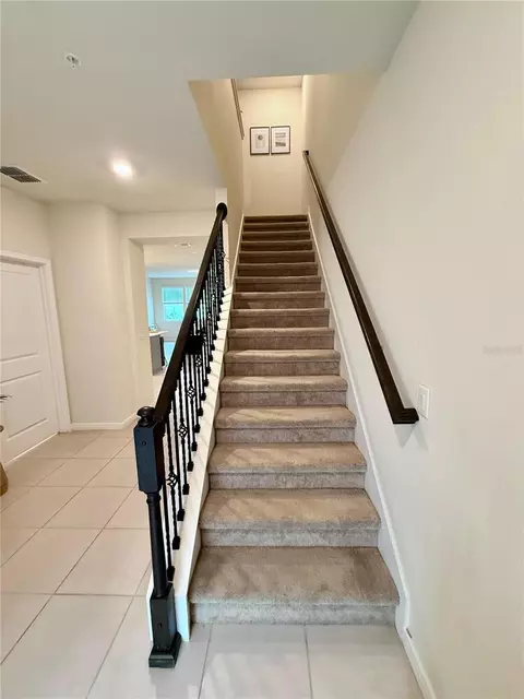 Entry Way - 10923 Leafshore Loop, Orlando, FL 32829 photo 1 of 3
