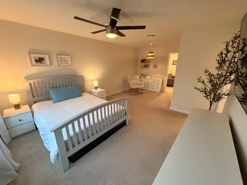 Bedroom - 10923 Leafshore Loop, Orlando, FL 32829 photo 9 of 10
