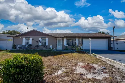 2825 Beal St, Deltona, FL 32738
