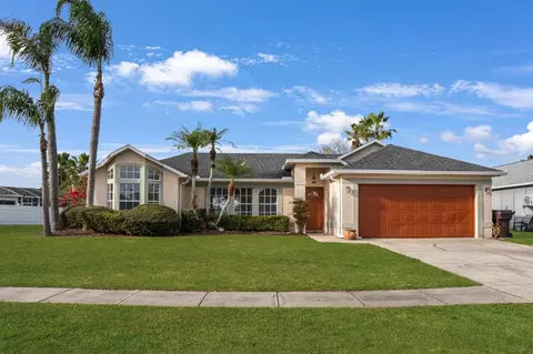 2421 Queenswood Cir, Kissimmee, FL 34743