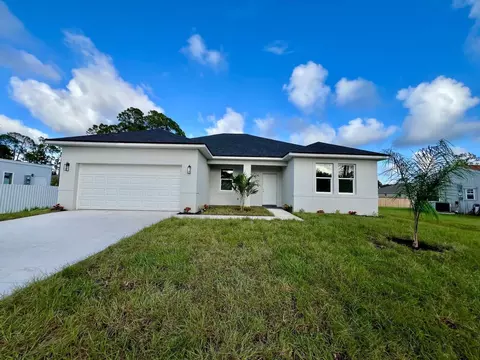 691 San Filippo Dr SE, Palm Bay, FL 32909