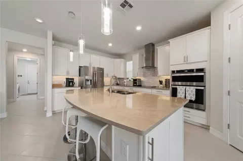 Kitchen - 2347 Nuthatch St, Saint Cloud, FL 34771 photo 2 of 3