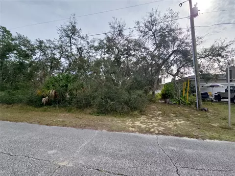 447 Rainbow Ct, Poinciana, FL 34759