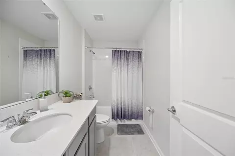 Bath - 3960 Guernsey Bnd, Saint Cloud, FL 34772 photo 1 of 1