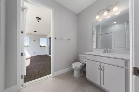 Bath - 4836 Shady Pines Dr, Saint Cloud, FL 34772 photo 1 of 8
