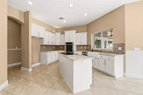Kitchen - 4231 Albritton Rd, Saint Cloud, FL 34772 photo 7 of 8
