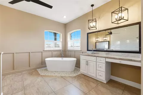 Bath - 4231 Albritton Rd, Saint Cloud, FL 34772 photo 1 of 8