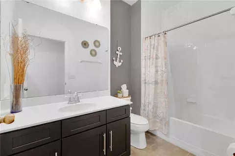 Bath - 5106 Appenine Loop W, Saint Cloud, FL 34771 photo 3 of 3