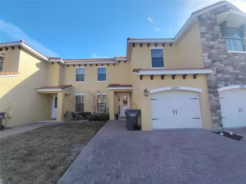 1423 Pacific Rd, Poinciana, FL 34759