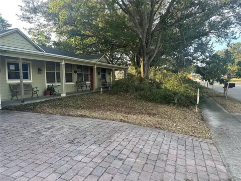 518 Poinsettia Ln, Kissimmee, FL 34744