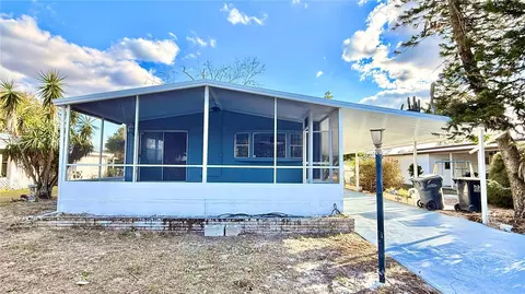 202 Caloosa Lake Cir S, Lake Wales, FL 33859