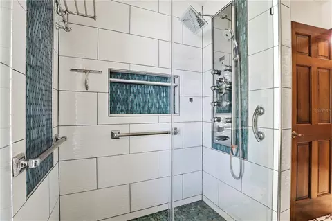 Bath - 1775 Sundance Dr, Saint Cloud, FL 34771 photo 4 of 7
