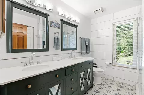 Bath - 1775 Sundance Dr, Saint Cloud, FL 34771 photo 3 of 7