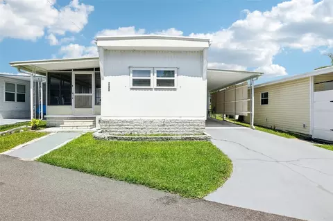 1600 Old Coachman Rd #303, Clearwater, FL 33765