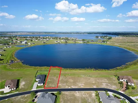 279 Spinnaker Ct, Auburndale, FL 33823