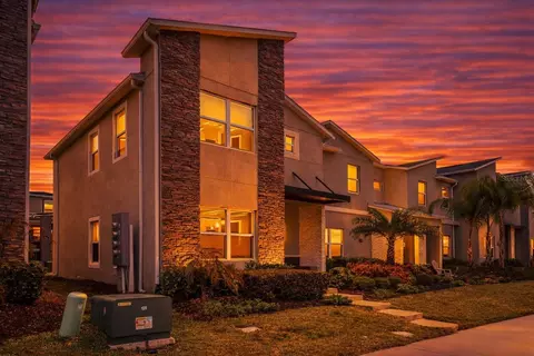 976 Leader St, Davenport, FL 33896