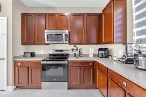 Kitchen - 2144 Continental St, Saint Cloud, FL 34769 photo 2 of 2