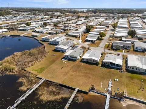 6825 S Lake Henry Dr NE, Winter Haven, FL 33881