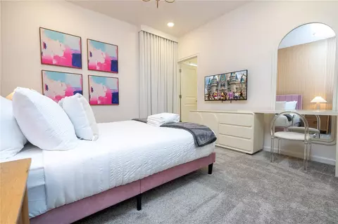 Bedroom - 5860 High Seas Dr, Orlando, FL 32821 photo 10 of 18