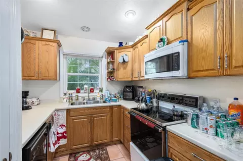 Kitchen - 607-609 California Ave, Saint Cloud, FL 34769 photo 2 of 2