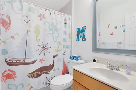 Bath - 607-609 California Ave, Saint Cloud, FL 34769 photo 2 of 3