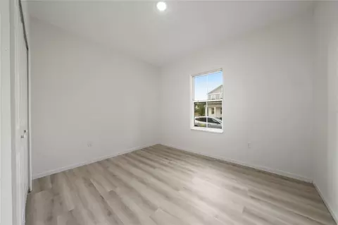 Bedroom - 6404 Sprucepine Ln, Saint Cloud, FL 34771 photo 8 of 8
