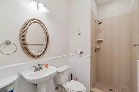 Bath - 3161 Buckingham Way, Saint Cloud, FL 34772 photo 4 of 5