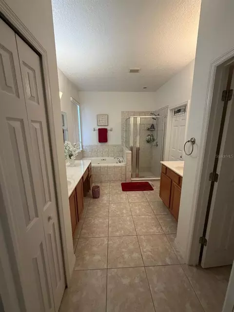 Bath - 430 Merlot Dr, Ocoee, FL 34761 photo 1 of 4