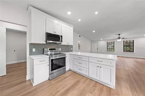 Kitchen - 5824 Dease Rd, Saint Cloud, FL 34771 photo 4 of 8