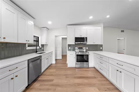 Kitchen - 5824 Dease Rd, Saint Cloud, FL 34771 photo 2 of 8