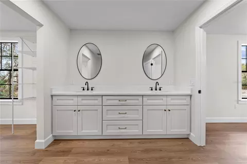 Bath - 5824 Dease Rd, Saint Cloud, FL 34771 photo 3 of 9