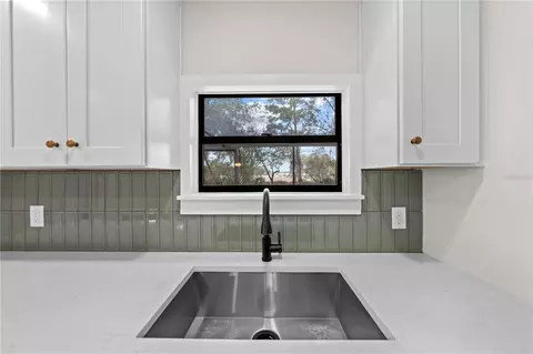 Kitchen - 5824 Dease Rd, Saint Cloud, FL 34771 photo 5 of 8
