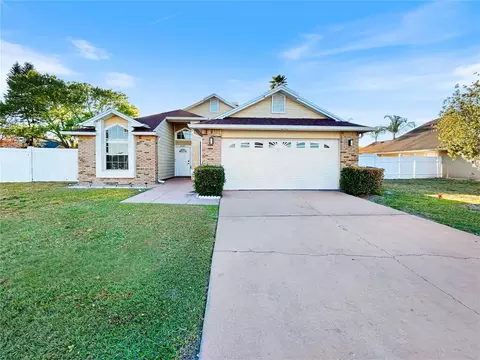 2605 Hawthorne Ln, Kissimmee, FL 34743