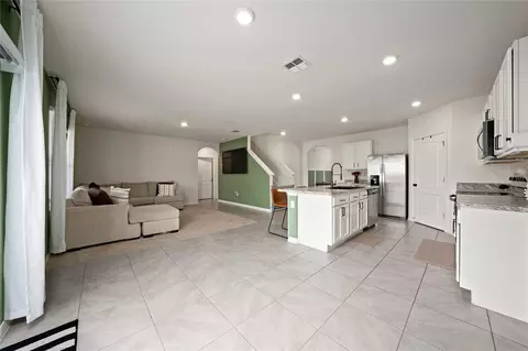 Entry Way - 740 Squires Grove Dr, Winter Haven, FL 33880 photo 3 of 6