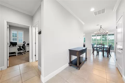 Entry Way - 3204 Oxbow Ct, Saint Cloud, FL 34773 photo 3 of 7